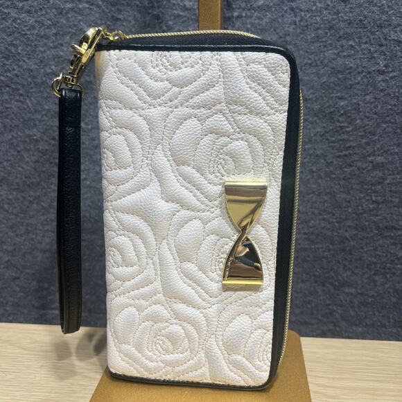 Besty Johnson XoXo Gold Bow Wallet Black & White - Picture 1 of 13